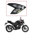 CACHA LATERAL TANQUE SUZUKI GIXXER 150 (2019-2025) NEGRO LADO DERECHO MTC