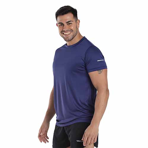 REMERA RUNNING HOMBRE AZUL MARINO L YAKKA (4002)